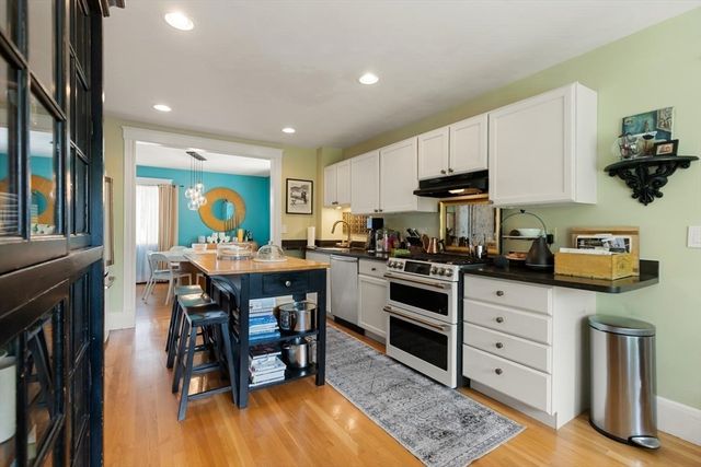 635 Adams St, Milton, MA 02186