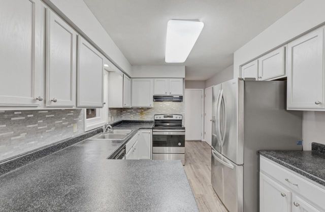 6218 Sandstone Drive, Madison, WI 53719