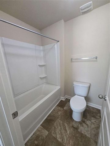 1013 Autumn Drive, Loganville, GA 30052