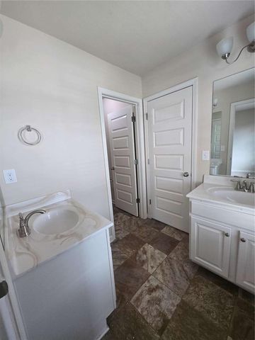 1013 Autumn Drive, Loganville, GA 30052