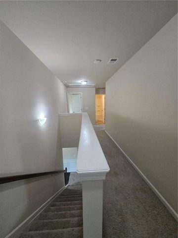 1013 Autumn Drive, Loganville, GA 30052