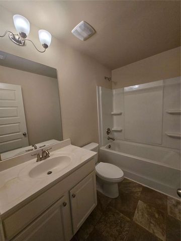 1013 Autumn Drive, Loganville, GA 30052