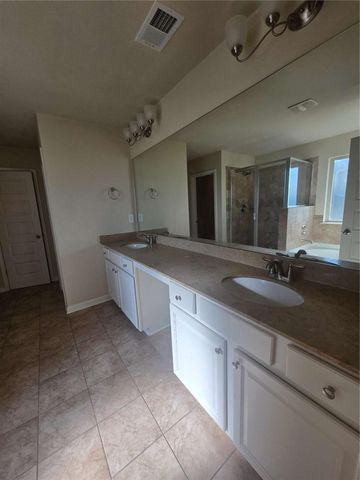 1013 Autumn Drive, Loganville, GA 30052