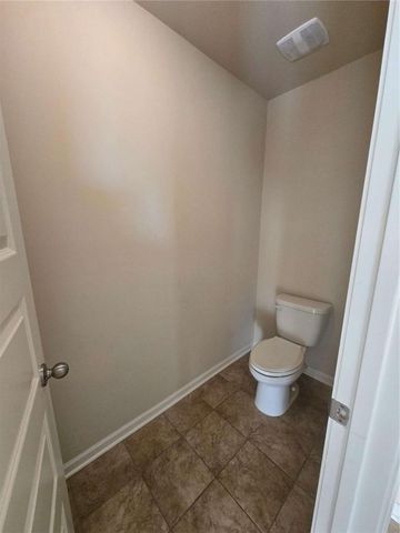 1013 Autumn Drive, Loganville, GA 30052