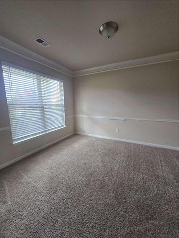 1013 Autumn Drive, Loganville, GA 30052