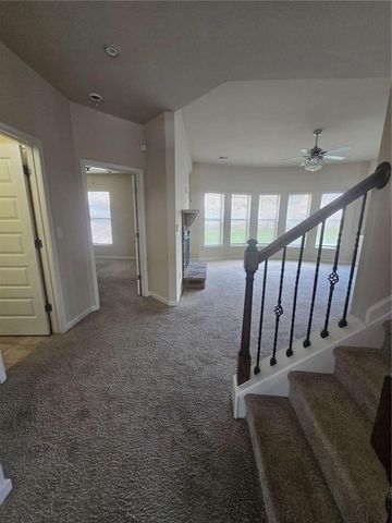 1013 Autumn Drive, Loganville, GA 30052