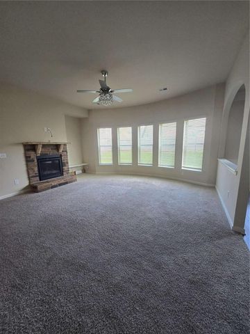 1013 Autumn Drive, Loganville, GA 30052
