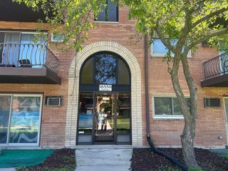 18550 TORRENCE Avenue 4, Lansing, IL 60438