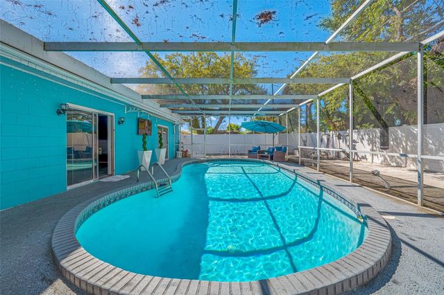 7607 W HANNA AVENUE, Tampa, FL 33615