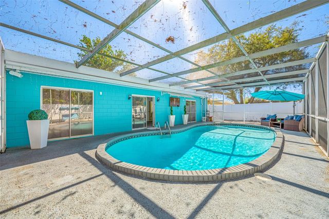 7607 W HANNA AVENUE, Tampa, FL 33615