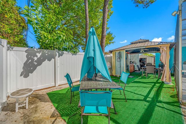 7607 W HANNA AVENUE, Tampa, FL 33615