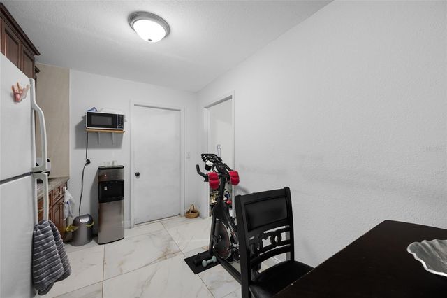 7607 W HANNA AVENUE, Tampa, FL 33615