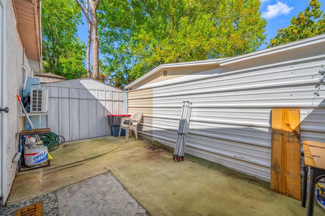 7607 W HANNA AVENUE, Tampa, FL 33615