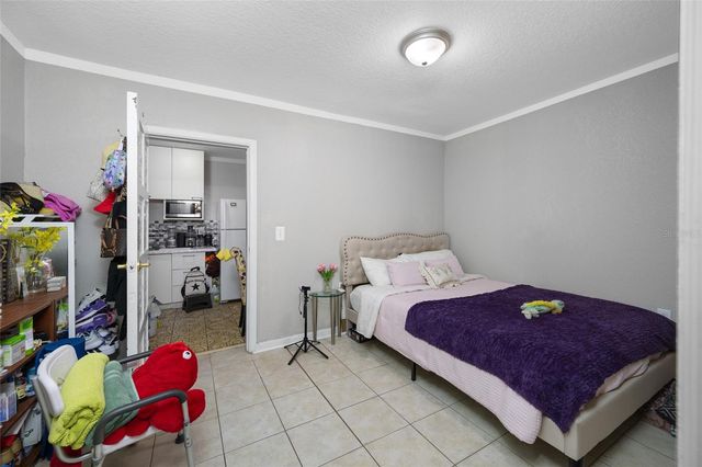 7607 W HANNA AVENUE, Tampa, FL 33615