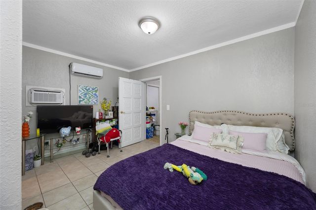 7607 W HANNA AVENUE, Tampa, FL 33615