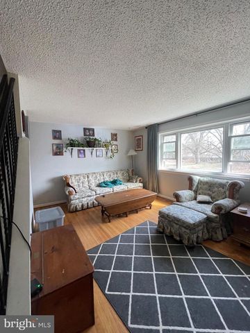 116 LAUREBA AVE, Stratford, NJ 08084