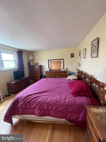 116 LAUREBA AVE, Stratford, NJ 08084