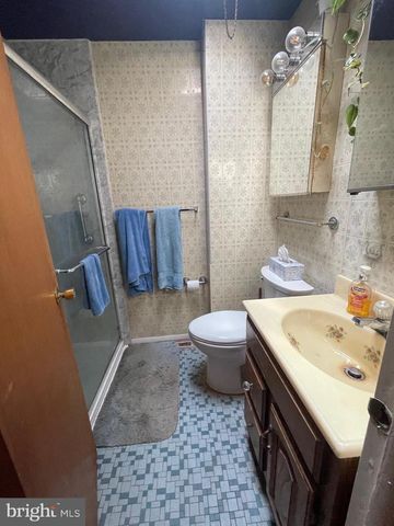 116 LAUREBA AVE, Stratford, NJ 08084