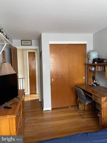 116 LAUREBA AVE, Stratford, NJ 08084