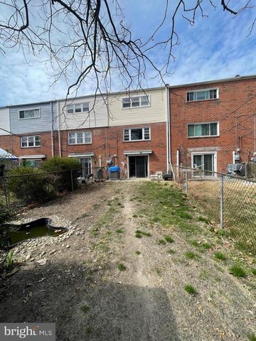 116 LAUREBA AVE, Stratford, NJ 08084