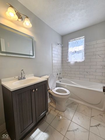 2436 Brown Street, Anderson, IN 46016