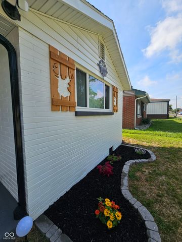 2436 Brown Street, Anderson, IN 46016