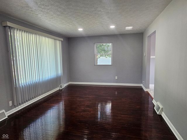 2436 Brown Street, Anderson, IN 46016