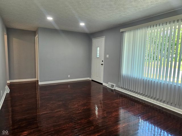 2436 Brown Street, Anderson, IN 46016