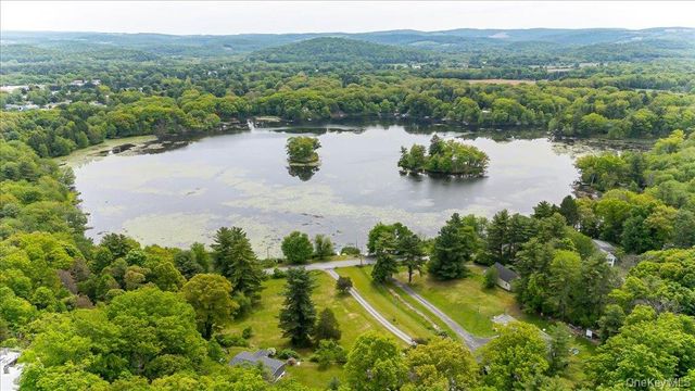 559 Lake Road, Pine Plains, NY 12567