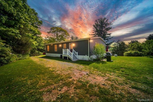 559 Lake Road, Pine Plains, NY 12567