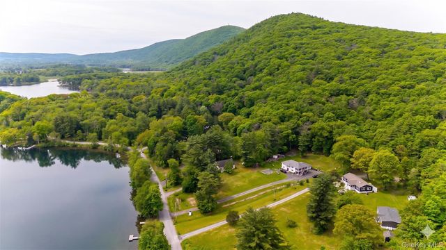 559 Lake Road, Pine Plains, NY 12567