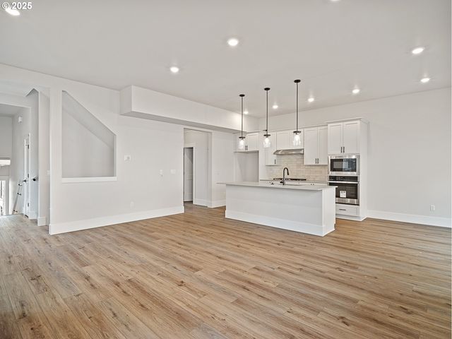 18045 Sw Monashee Ln, Beaverton, OR 97007