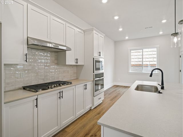 18045 Sw Monashee Ln, Beaverton, OR 97007