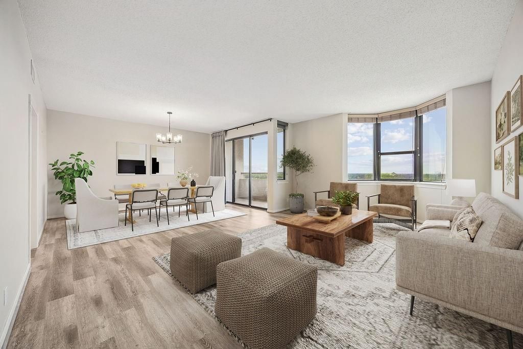 651 Bering Drive 1405, Houston, TX 77057