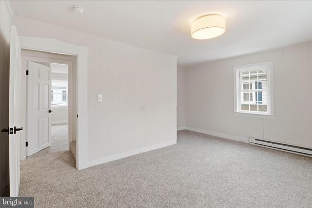 146 N CEDAR ST, Lititz, PA 17543