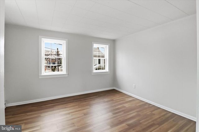 146 N CEDAR ST, Lititz, PA 17543