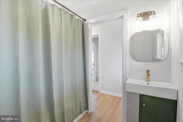 146 N CEDAR ST, Lititz, PA 17543