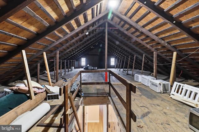 146 N CEDAR ST, Lititz, PA 17543