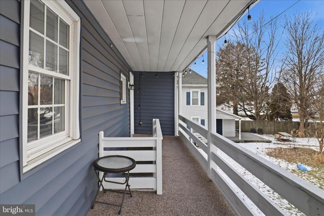 146 N CEDAR ST, Lititz, PA 17543