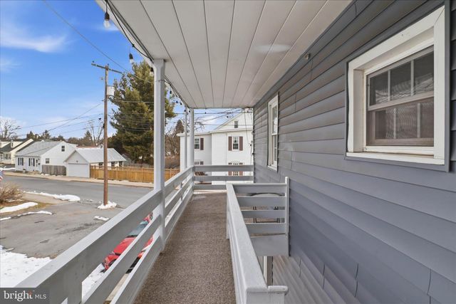 146 N CEDAR ST, Lititz, PA 17543