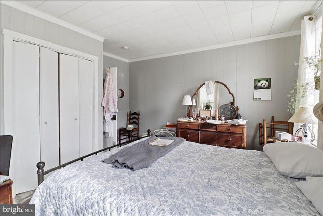 146 N CEDAR ST, Lititz, PA 17543