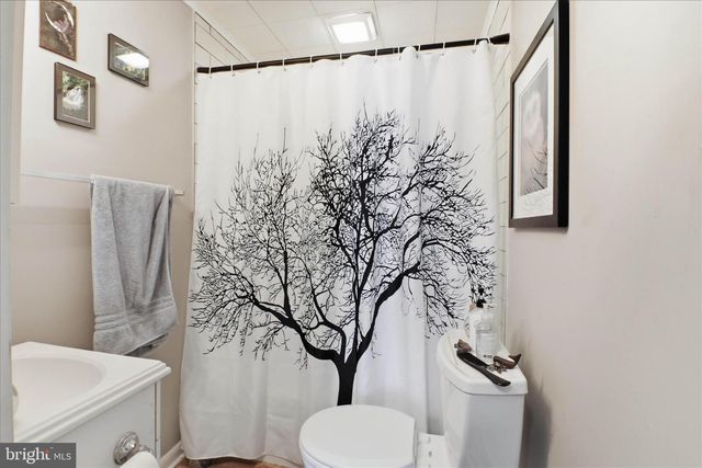 146 N CEDAR ST, Lititz, PA 17543