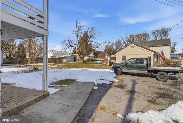 146 N CEDAR ST, Lititz, PA 17543