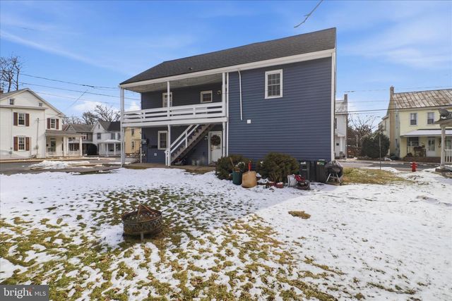 146 N CEDAR ST, Lititz, PA 17543