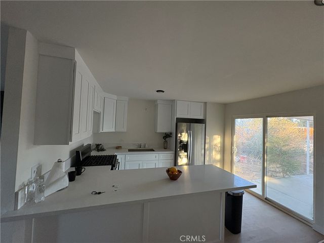 16245 Pine, Hesperia, CA 92345