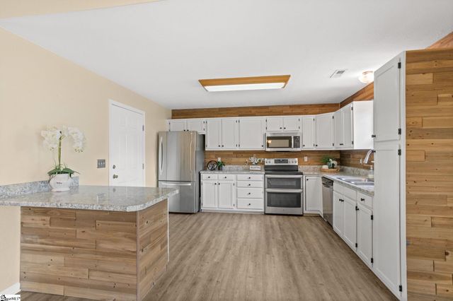 204 Old Orchard Road, Greer, SC 29650