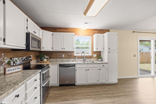 204 Old Orchard Road, Greer, SC 29650