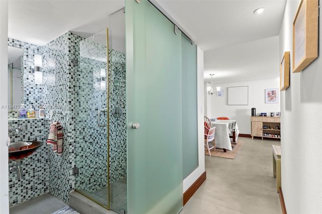 2500 Parkview Dr 2319, Hallandale Beach, FL 33009