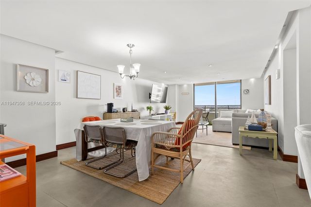 2500 Parkview Dr 2319, Hallandale Beach, FL 33009