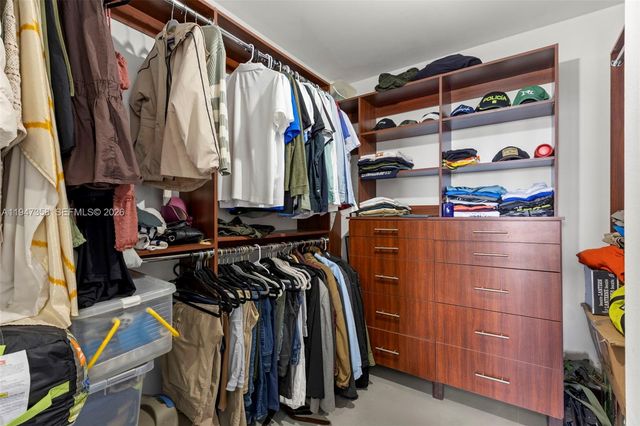 2500 Parkview Dr 2319, Hallandale Beach, FL 33009